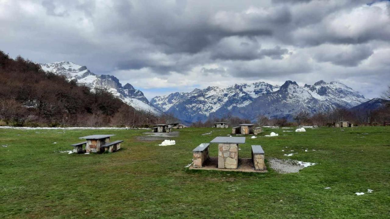 Riano En Las Montanas De Carmen Exterior foto